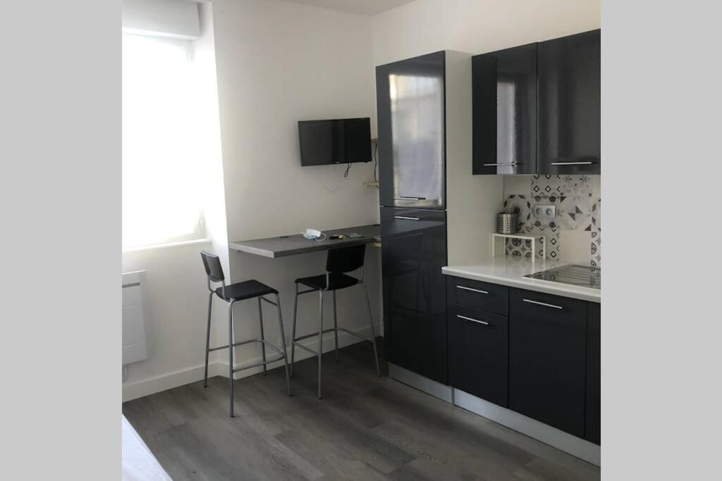 Ferienwohnung Yannadal/Studio Cosy Avec Vraie Cuisine A Recouvrance/ Proche Tram/Bus Et Proximite Avec L'Arsenal Brest Exterior foto